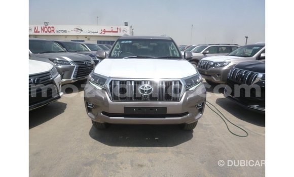 Tenga Imported Toyota Prado Bhurawuni Mota in Import - Dubai in Cabo Delgado Tenga Imported Toyota Prado Bhurawuni Mota in Import - Dubai in Cabo Delgado