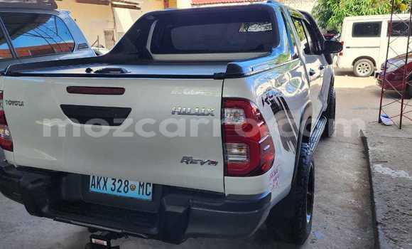Buy New Toyota Hilux White Car in Maputo in Maputo Buy New Toyota Hilux White Car in Maputo in Maputo