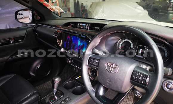 Buy New Toyota Hilux White Car in Maputo in Maputo Buy New Toyota Hilux White Car in Maputo in Maputo