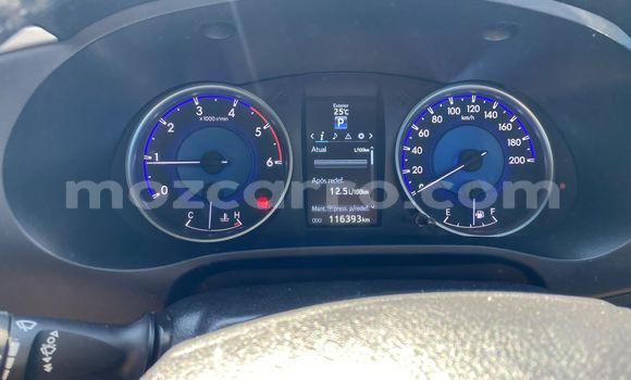 Buy New Toyota Hilux White Car in Maputo in Maputo Buy New Toyota Hilux White Car in Maputo in Maputo