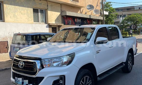 Nunua Mpya Toyota Hilux Nyeupe Gari ndani ya Maputo nchini Maputo Nunua Mpya Toyota Hilux Nyeupe Gari ndani ya Maputo nchini Maputo