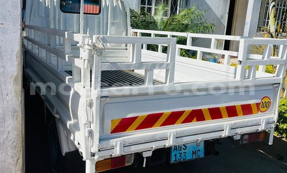 Buy New Toyota Dyna White Truck in Maputo in Maputo Buy New Toyota Dyna White Truck in Maputo in Maputo