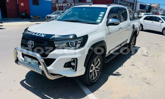 Comprar Novo Toyota Hilux Branco Carro em Maputo em Maputo Comprar Novo Toyota Hilux Branco Carro em Maputo em Maputo