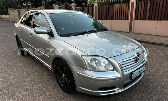 Tenga Tsaru Toyota Avensis Zvimwe Mota in Maputo in Maputo