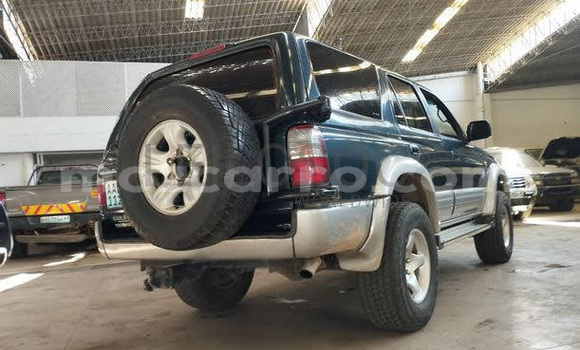 Nunua Ilio tumika Toyota Hilux Surf Kijani Gari ndani ya Maputo nchini Maputo Nunua Ilio tumika Toyota Hilux Surf Kijani Gari ndani ya Maputo nchini Maputo