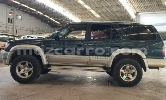 Nunua Ilio tumika Toyota Hilux Surf Kijani Gari ndani ya Maputo nchini Maputo Nunua Ilio tumika Toyota Hilux Surf Kijani Gari ndani ya Maputo nchini Maputo