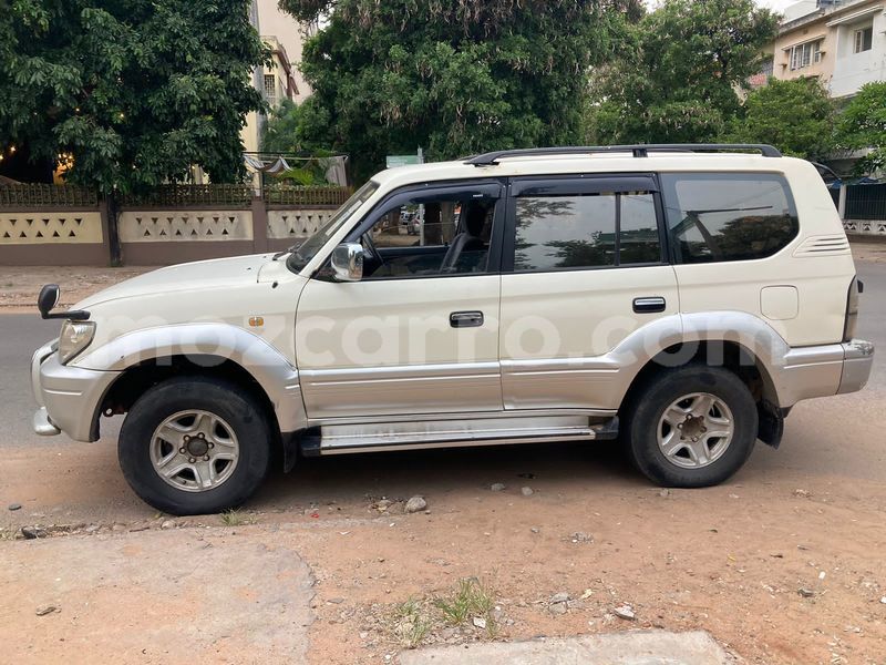 Big with watermark toyota land cruiser prado maputo maputo 20131