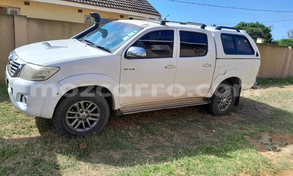 Comprar Usado Toyota Hilux Branco Carro em Maputo em Maputo Comprar Usado Toyota Hilux Branco Carro em Maputo em Maputo