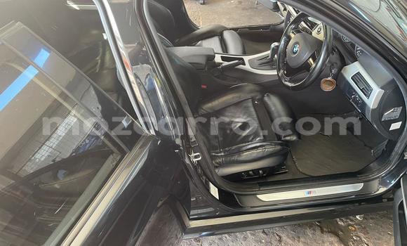 Comprar Usado BMW 3-Series Preto Carro em Maputo em Maputo Comprar Usado BMW 3-Series Preto Carro em Maputo em Maputo