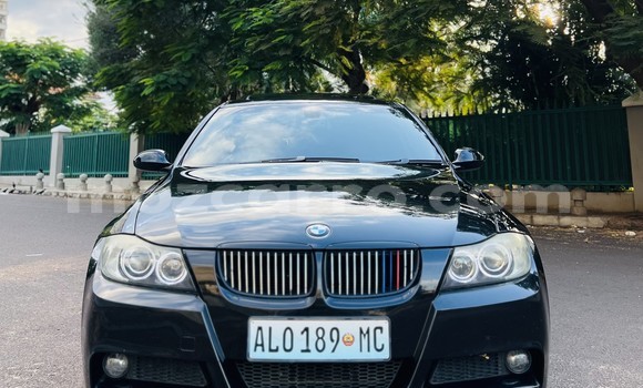 Buy New BMW 3200 Black Car in Maputo in Maputo
