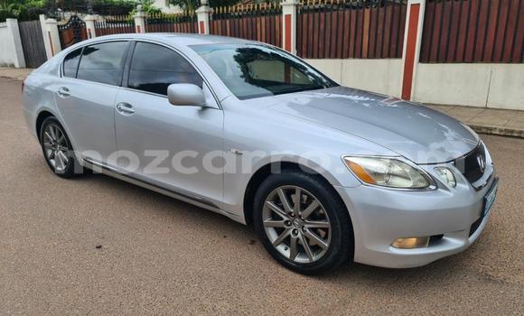 Comprar Usado Toyota Innova De outros Carro em Maputo em Maputo Comprar Usado Toyota Innova De outros Carro em Maputo em Maputo