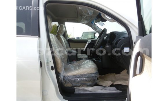 Buy Import Toyota Prado White Car in Import - Dubai in Cabo Delgado Buy Import Toyota Prado White Car in Import - Dubai in Cabo Delgado