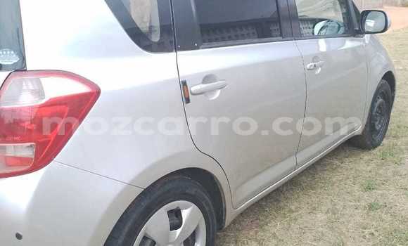Comprar Usado Toyota Ractis Prata Carro em Maputo em Maputo Comprar Usado Toyota Ractis Prata Carro em Maputo em Maputo