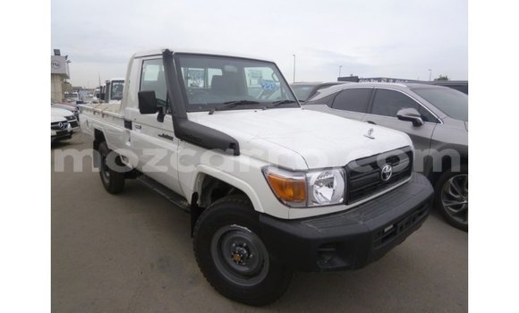 Nunua Imported Toyota Land Cruiser Nyeupe Gari ndani ya Import - Dubai nchini Cabo Delgado Nunua Imported Toyota Land Cruiser Nyeupe Gari ndani ya Import - Dubai nchini Cabo Delgado