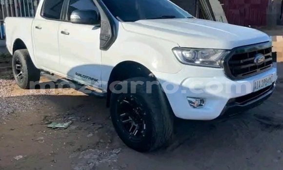 Comprar Usado Ford Ranger Branco Carro em Maputo em Maputo
