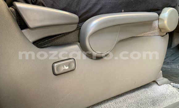 Nunua Ilio tumika Toyota Land Cruiser Prado Fedha Gari ndani ya Maputo nchini Maputo Nunua Ilio tumika Toyota Land Cruiser Prado Fedha Gari ndani ya Maputo nchini Maputo