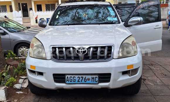 Comprar Usado Toyota Land Cruiser Prado Branco Carro em Maputo em Maputo Comprar Usado Toyota Land Cruiser Prado Branco Carro em Maputo em Maputo