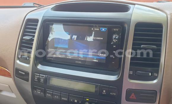 Nunua Ilio tumika Toyota Land Cruiser Prado Nyeupe Gari ndani ya Maputo nchini Maputo Nunua Ilio tumika Toyota Land Cruiser Prado Nyeupe Gari ndani ya Maputo nchini Maputo