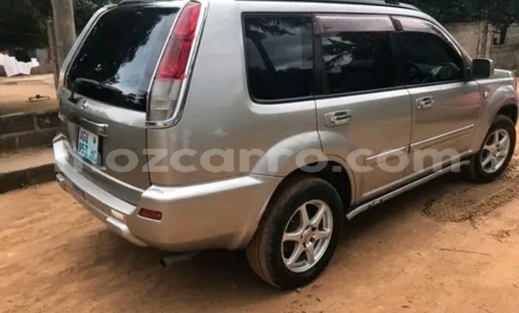 Comprar Usado Nissan X-Trail De outros Carro em Maputo em Maputo Comprar Usado Nissan X-Trail De outros Carro em Maputo em Maputo