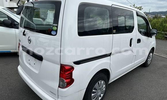 Nunua Ilio tumika Nissan NV200 Nyeupe Gari ndani ya Maputo nchini Maputo Nunua Ilio tumika Nissan NV200 Nyeupe Gari ndani ya Maputo nchini Maputo
