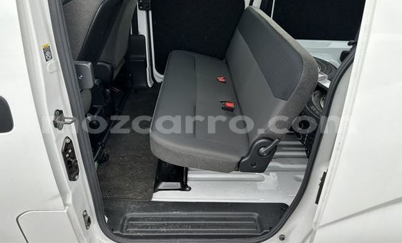 Nunua Ilio tumika Nissan NV200 Nyeupe Gari ndani ya Maputo nchini Maputo Nunua Ilio tumika Nissan NV200 Nyeupe Gari ndani ya Maputo nchini Maputo