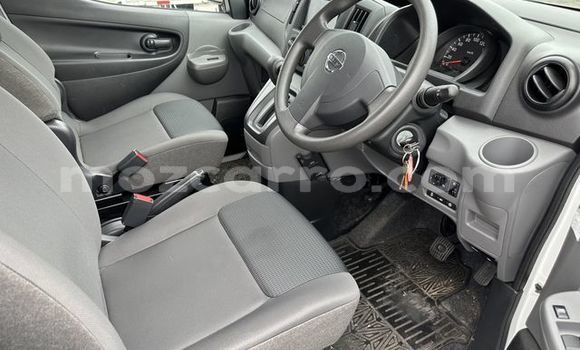 Nunua Ilio tumika Nissan NV200 Nyeupe Gari ndani ya Maputo nchini Maputo Nunua Ilio tumika Nissan NV200 Nyeupe Gari ndani ya Maputo nchini Maputo