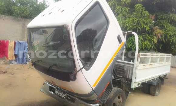 Comprar Usado Mitsubishi Carisma Branco Carro em Maputo em Maputo Comprar Usado Mitsubishi Carisma Branco Carro em Maputo em Maputo