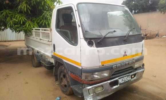Comprar Usado Mitsubishi Carisma Branco Carro em Maputo em Maputo Comprar Usado Mitsubishi Carisma Branco Carro em Maputo em Maputo
