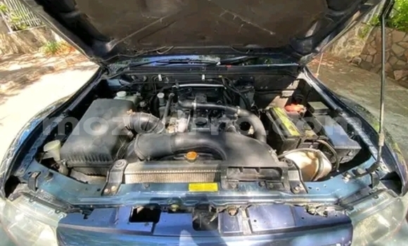 Nunua Ilio tumika Mitsubishi Pajero Bluu Gari ndani ya Maputo nchini Maputo Nunua Ilio tumika Mitsubishi Pajero Bluu Gari ndani ya Maputo nchini Maputo