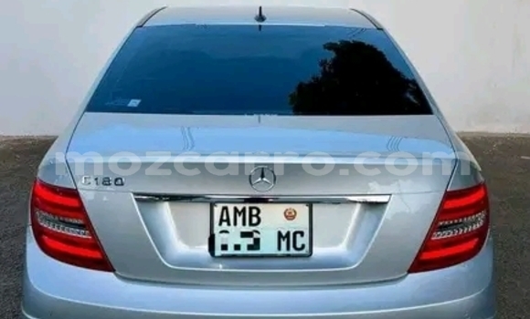 Nunua Ilio tumika Mercedes-Benz C180 COUPE Nyingine Gari ndani ya Maputo nchini Maputo Nunua Ilio tumika Mercedes-Benz C180 COUPE Nyingine Gari ndani ya Maputo nchini Maputo