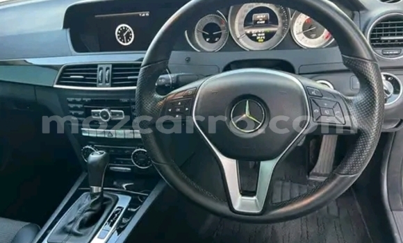 Nunua Ilio tumika Mercedes-Benz C180 COUPE Nyingine Gari ndani ya Maputo nchini Maputo Nunua Ilio tumika Mercedes-Benz C180 COUPE Nyingine Gari ndani ya Maputo nchini Maputo