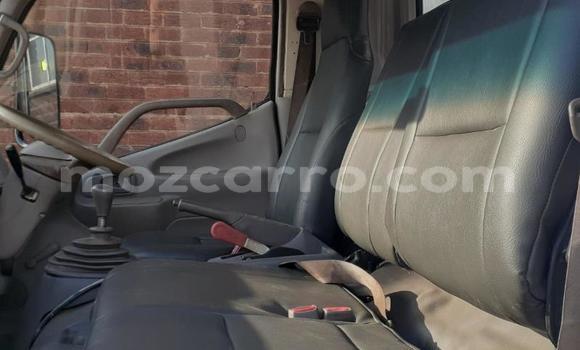 Comprar Usado Toyota Dyna Branco Caminhão em Maputo em Maputo Comprar Usado Toyota Dyna Branco Caminhão em Maputo em Maputo