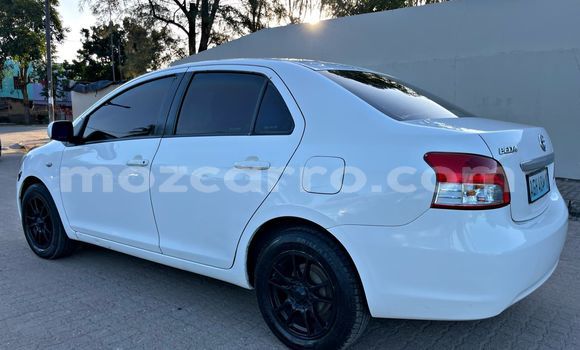 Comprar Usado Toyota Belta Branco Carro em Maputo em Maputo Comprar Usado Toyota Belta Branco Carro em Maputo em Maputo