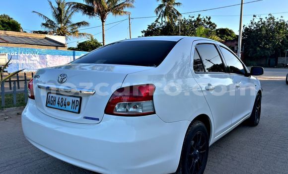 Comprar Usado Toyota Belta Branco Carro em Maputo em Maputo Comprar Usado Toyota Belta Branco Carro em Maputo em Maputo