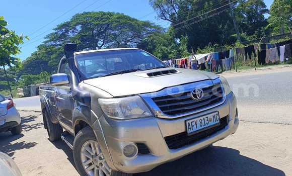 Comprar Usado Toyota Hilux Castanho Carro em Maputo em Maputo Comprar Usado Toyota Hilux Castanho Carro em Maputo em Maputo