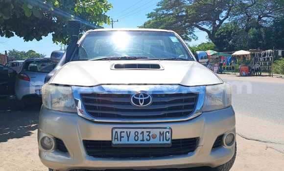 Comprar Usado Toyota Hilux Castanho Carro em Maputo em Maputo Comprar Usado Toyota Hilux Castanho Carro em Maputo em Maputo