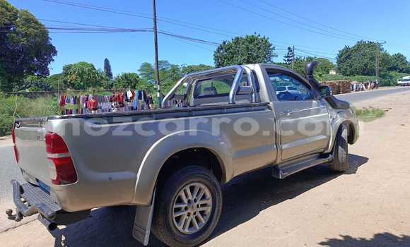 Comprar Usado Toyota Hilux Castanho Carro em Maputo em Maputo Comprar Usado Toyota Hilux Castanho Carro em Maputo em Maputo