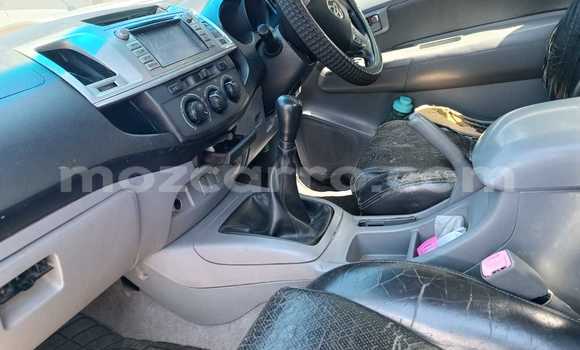 Comprar Usado Toyota Hilux Castanho Carro em Maputo em Maputo Comprar Usado Toyota Hilux Castanho Carro em Maputo em Maputo