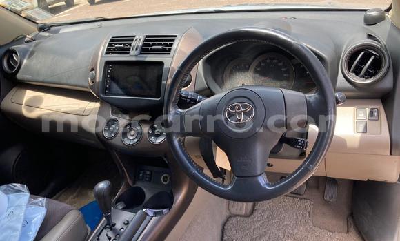 Buy Used Toyota Vanguard Silver Car in Maputo in Maputo Buy Used Toyota Vanguard Silver Car in Maputo in Maputo