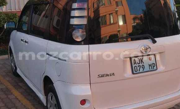 Tenga Tsaru Toyota Sienta Chena Mota in Maputo in Maputo Tenga Tsaru Toyota Sienta Chena Mota in Maputo in Maputo