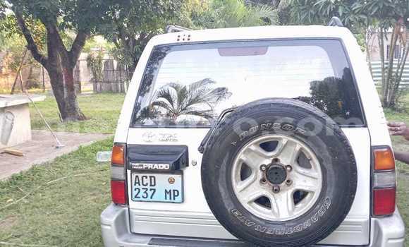Comprar Usado Toyota Land Cruiser Prado Branco Carro em Maputo em Maputo Comprar Usado Toyota Land Cruiser Prado Branco Carro em Maputo em Maputo