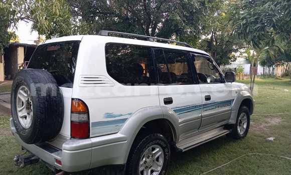 Comprar Usado Toyota Land Cruiser Prado Branco Carro em Maputo em Maputo Comprar Usado Toyota Land Cruiser Prado Branco Carro em Maputo em Maputo
