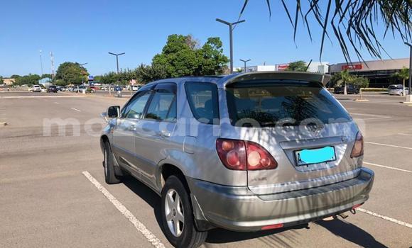Nunua Ilio tumika Toyota Harrier Nyingine Gari ndani ya Maputo nchini Maputo Nunua Ilio tumika Toyota Harrier Nyingine Gari ndani ya Maputo nchini Maputo