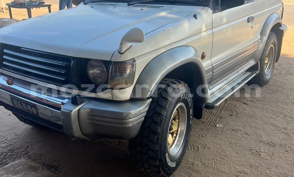 Tenga Tsaru Mitsubishi Pajero Chena Mota in Maputo in Maputo Tenga Tsaru Mitsubishi Pajero Chena Mota in Maputo in Maputo