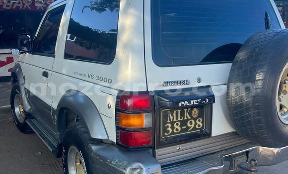 Tenga Tsaru Mitsubishi Pajero Chena Mota in Maputo in Maputo Tenga Tsaru Mitsubishi Pajero Chena Mota in Maputo in Maputo