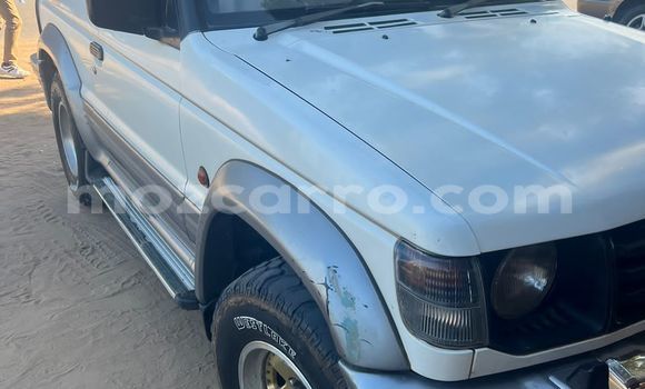 Tenga Tsaru Mitsubishi Pajero Chena Mota in Maputo in Maputo Tenga Tsaru Mitsubishi Pajero Chena Mota in Maputo in Maputo