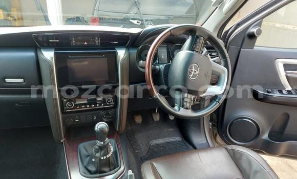 Comprar Usado Toyota Fortuner Castanho Carro em Maputo em Maputo Comprar Usado Toyota Fortuner Castanho Carro em Maputo em Maputo