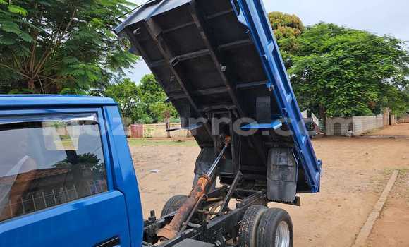 Comprar Usado Toyota Dyna Azul Carro em Maputo em Maputo Comprar Usado Toyota Dyna Azul Carro em Maputo em Maputo
