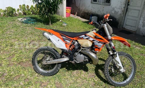 Comprar Usado KTM 350 De outros Moto em Maputo em Maputo Comprar Usado KTM 350 De outros Moto em Maputo em Maputo