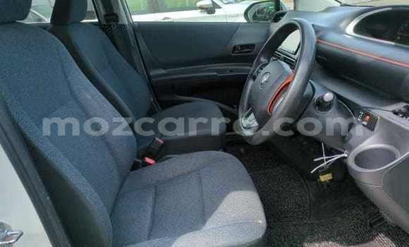 Tenga Tsaru Toyota Sienta Chena Mota in Maputo in Maputo Tenga Tsaru Toyota Sienta Chena Mota in Maputo in Maputo